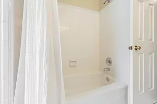 2564 Chestea Dr NE, Marietta, GA 30066 - Photo 50