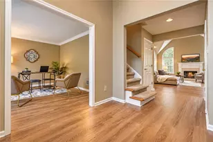 2564 Chestea Dr NE, Marietta, GA 30066 - Photo 6