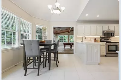 2564 Chestea Drive NE, Marietta, GA 30066 - Photo 18