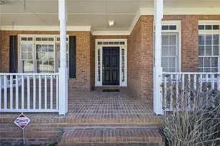 3805 Jones Creek Dr, Buford, GA 30519 - Photo 8