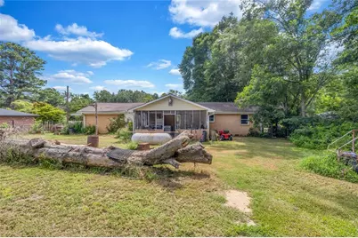 6874 Cherry Circle, Lithia Springs, GA 30122 - Photo 16