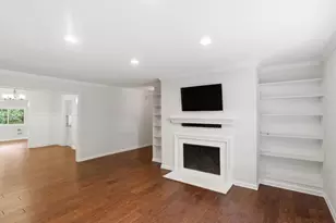 53 Chaumont Square NW, Atlanta, GA 30327 - Photo 8