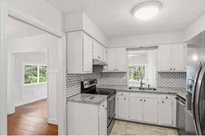 53 Chaumont Square NW, Atlanta, GA 30327 - Photo 18