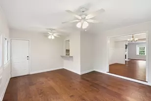 53 Chaumont Square NW, Atlanta, GA 30327 - Photo 14