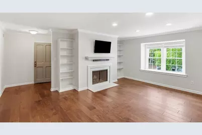53 Chaumont Square NW, Atlanta, GA 30327 - Photo 6