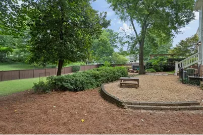 1875 La Dawn Lane NW, Atlanta, GA 30318 - Photo 56