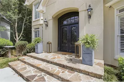 10670 Kingsmark Trail, Alpharetta, GA 30022 - Photo 2