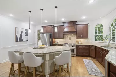 10670 Kingsmark Trail, Alpharetta, GA 30022 - Photo 12