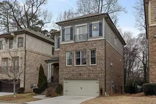 926 Canterbury Ln, Atlanta, GA 30324 - Photo 2