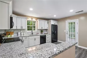 1036 Pepper Circle NW, Acworth, GA 30101 - Photo 12