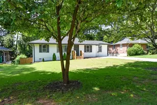 2805 Long Way, Decatur, GA 30032 - Photo 4