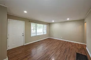 808 Meadow Pl, Marietta, GA 30062 - Photo 8