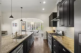729 Hammond Dr, Woodstock, GA 30188 - Photo 4
