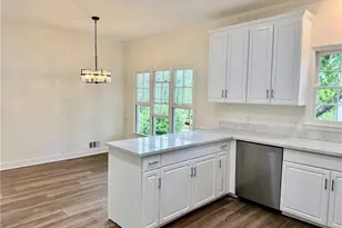 3607 Hampstead Ln NE, Roswell, GA 30075 - Photo 16