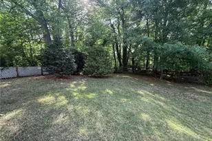 3607 Hampstead Ln NE, Roswell, GA 30075 - Photo 44