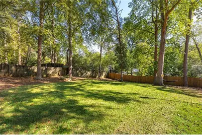 3247 Clearview Drive SW, Marietta, GA 30060 - Photo 18
