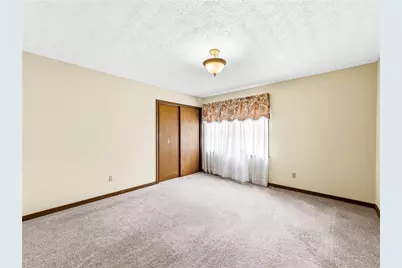 2405 Post Oak Tritt Road, Marietta, GA 30062 - Photo 24