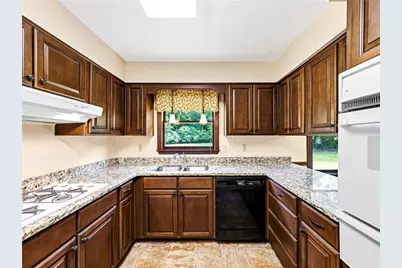2405 Post Oak Tritt Road, Marietta, GA 30062 - Photo 10