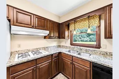 2405 Post Oak Tritt Road, Marietta, GA 30062 - Photo 12