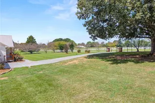 5820 Steve Black Rd, Clermont, GA 30527 - Photo 6