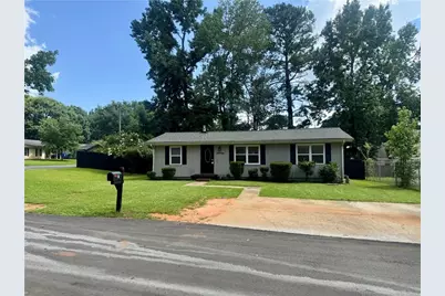 7 Sherwood Loop, McDonough, GA 30253 - Photo 2