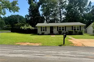 7 Sherwood Loop, McDonough, GA 30253 - Photo 2