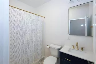 1860 NW Commons Pl NW, Atlanta, GA 30318 - Photo 14