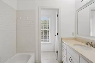 12 Candler Grove Dr, Decatur, GA 30030 - Photo 24