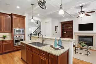 12 Candler Grove Dr, Decatur, GA 30030 - Photo 12