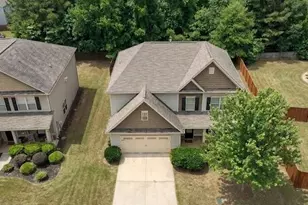 1086 Blind Brook Cir, Hoschton, GA 30548 - Photo 1