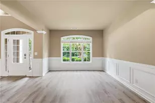 6340 Forest Shore Ct, Cumming, GA 30040 - Photo 10