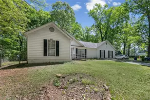 365 Cook Dr, Ellenwood, GA 30294 - Photo 2