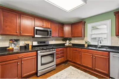 528 Powder Springs Street SE, Smyrna, GA 30082 - Photo 10