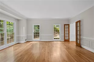 9335 Huntcliff Trce, Sandy Springs, GA 30350 - Photo 6