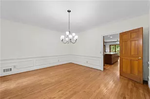 9335 Huntcliff Trce, Sandy Springs, GA 30350 - Photo 8