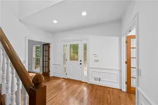 9335 Huntcliff Trce, Sandy Springs, GA 30350 - Photo 4
