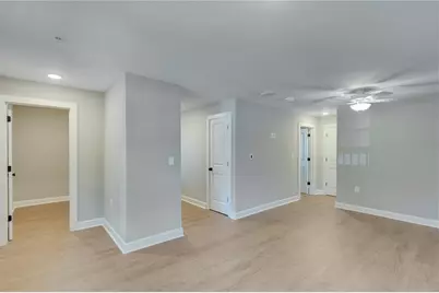 710 Jesse Jewell Parkways SE #101 CORNER - Lower Level, Gainesville, GA 30501 - Photo 4
