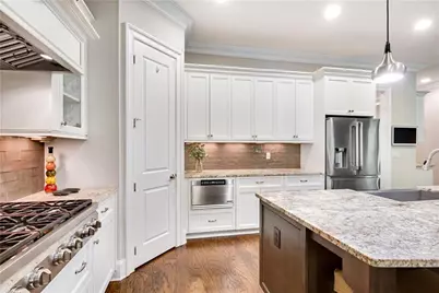 3859 Cochran Lake Drive, Marietta, GA 30062 - Photo 16
