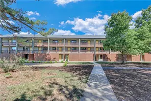 710 Jesse Jewell Parkways SE, Gainesville, GA 30501 - Photo 14