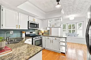 117 Mary Gay Ct, Decatur, GA 30030 - Photo 2