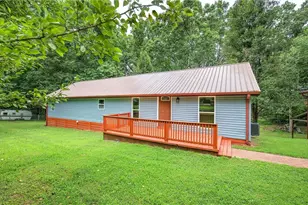 7289 Staton Pl SE, Acworth, GA 30102 - Photo 1