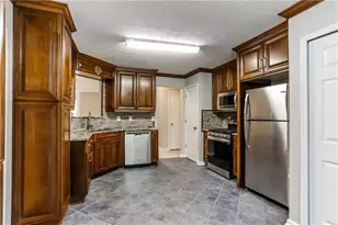 4180 Lotus Blossom Ct, Austell, GA 30106 - Photo 2