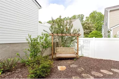 126 W Oaks Place, Woodstock, GA 30188 - Photo 22