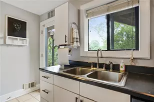 1466 E Rock Springs Rd NE, Atlanta, GA 30306 - Photo 12