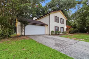 1292 Brookvale Dr, Riverdale, GA 30296 - Photo 2