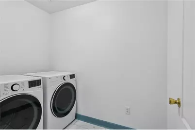 260 Wildcat Lake Dr, Lawrenceville, GA 30043 - Photo 24