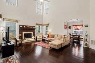4564 Austin Hills Dr, Suwanee, GA 30024 - Photo 2