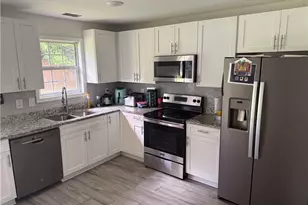 4375 Chestnut Oaks Trce, Lithonia, GA 30038 - Photo 2
