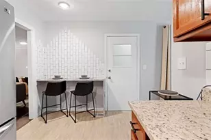 1609 Bridgeport Dr NW, Atlanta, GA 30318 - Photo 14