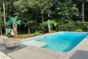130 Shaw Dr, Fairburn, GA 30213 - Photo 4